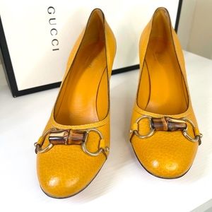 NEW Gucci Gold Yellow Leather Pumps